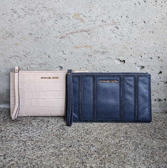 Michael Kors Denim & Leather Wristlet - Picture 14 of 14